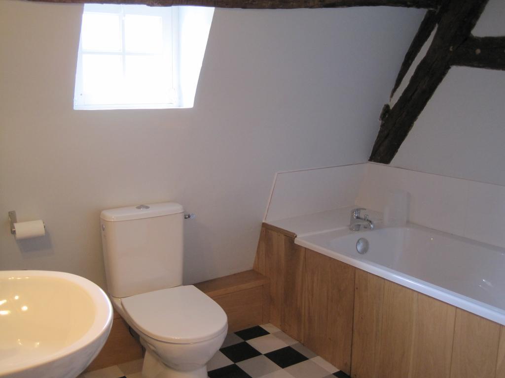 Les Trois Cheminees Chambres D'Hotes Livarot-Pays-d'Auge Exterior photo