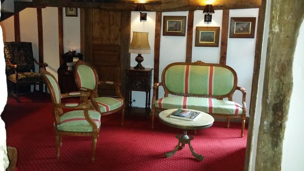 Les Trois Cheminees Chambres D'Hotes Livarot-Pays-d'Auge Exterior photo