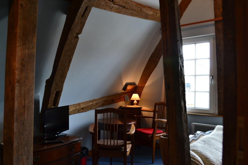 Les Trois Cheminees Chambres D'Hotes Livarot-Pays-d'Auge Exterior photo
