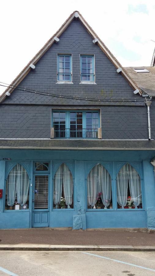 Les Trois Cheminees Chambres D'Hotes Livarot-Pays-d'Auge Exterior photo